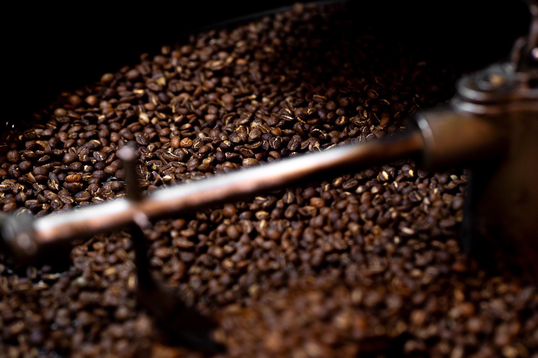 Mel Coffee Roasters代表の焙煎の様子